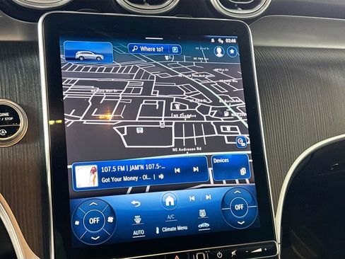 Used 2023 Mercedes-Benz GLC 300 4MATIC image 16