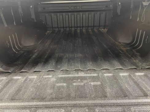 Used 2022 GMC Canyon AT4 image 24