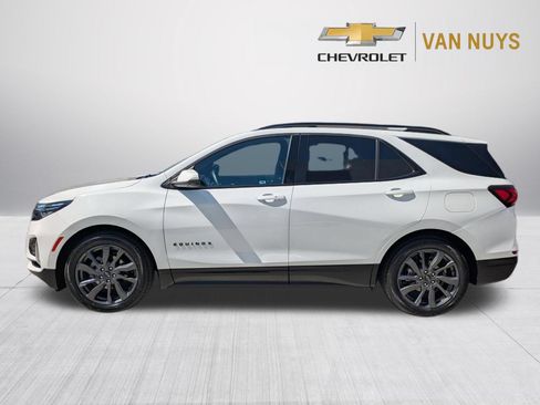 Used 2022 Chevrolet Equinox RS w/ RS Leather Package FWD image 8