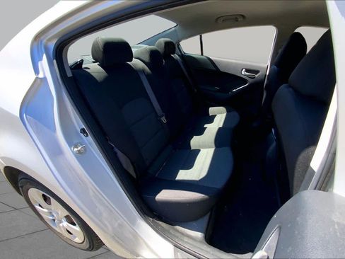 Used 2017 Kia Forte LX FWD image 20