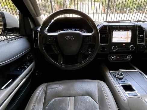 Used 2019 Ford Expedition Limited w/ Equipment Group 302A RWD image 5
