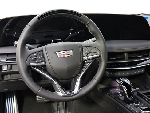 New 2026 Cadillac CT5 V image 12
