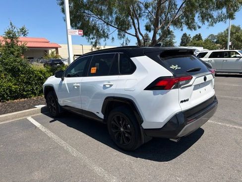Used 2023 Toyota RAV4 XSE AWD/4WD image 16