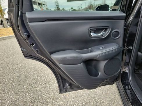 Used 2024 Honda HR-V EX-L image 14