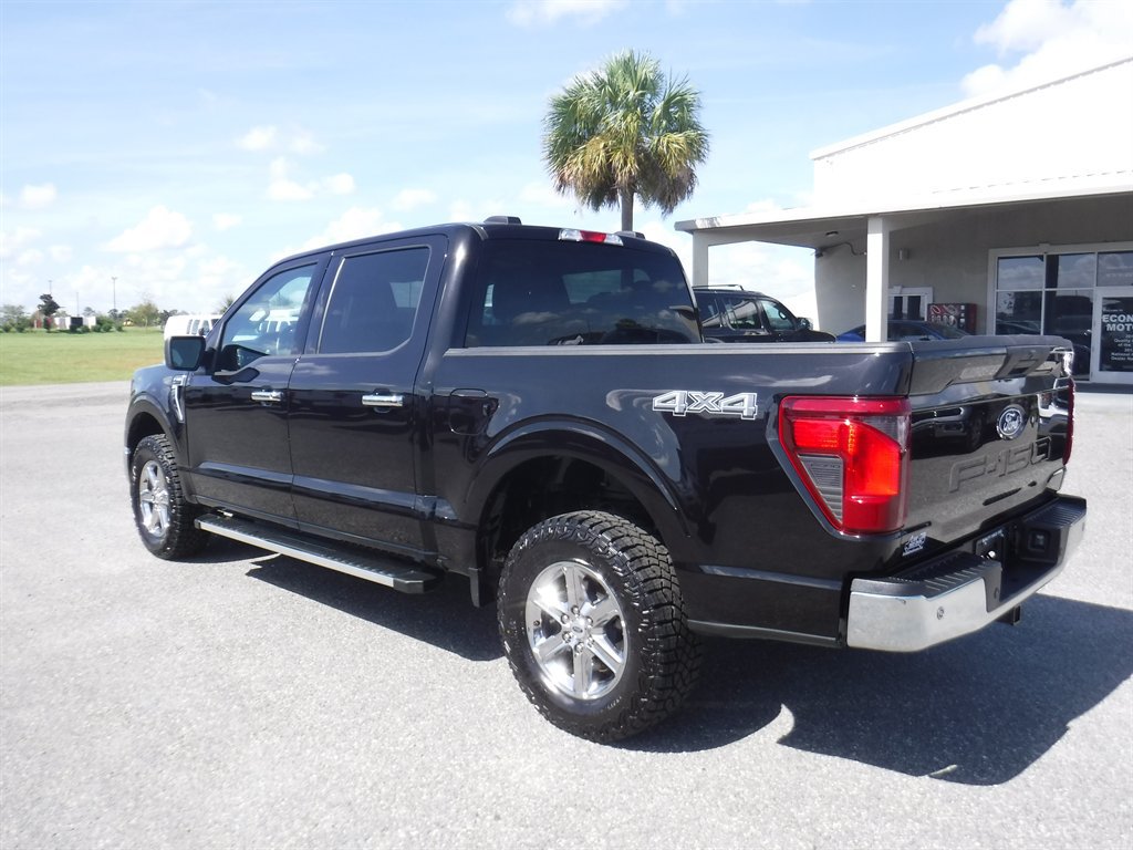 Used 2025 Ford F150 XLT w/ Equipment Group 301A Standard AWD/4WD image 9