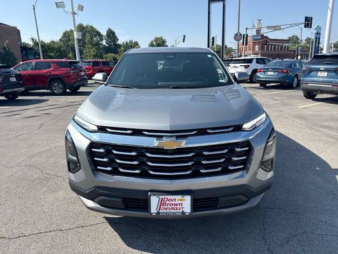 Used 2026 Chevrolet Equinox LT AWD/4WD image 36