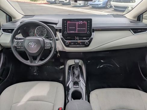 Used 2020 Toyota Corolla LE image 16