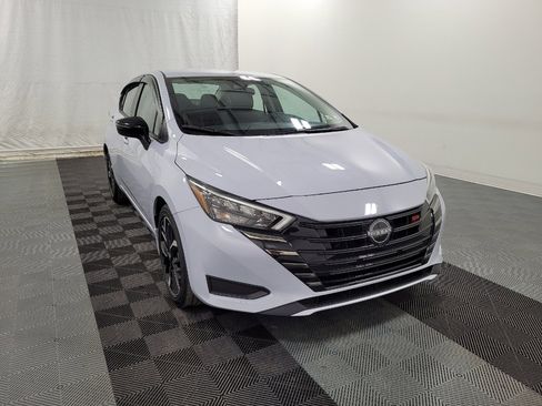 Used 2023 Nissan Versa SR w/ Trunk Package image 13