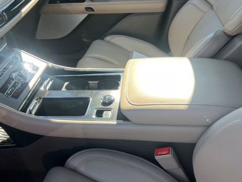 Used 2023 Lincoln Aviator Reserve w/ Equipment Group 201A AWD/4WD image 17