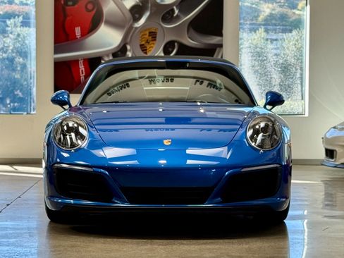 Used 2017 Porsche 911 Targa 4S image 4