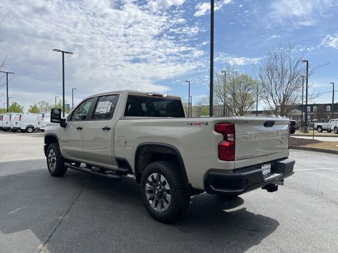 New 2026 Chevrolet Silverado 2500 Custom w/ Custom Value Package AWD/4WD image 7