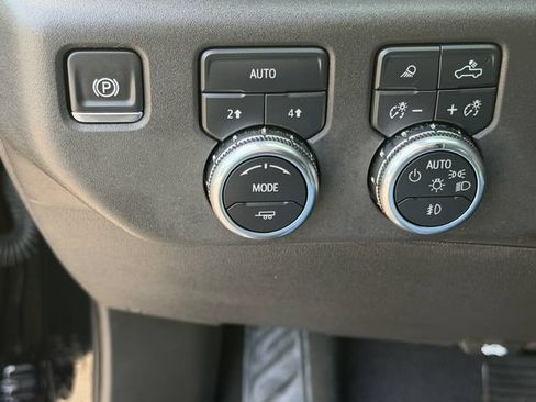 Used 2025 GMC Sierra 1500 SLT w/ SLT Premium Package AWD/4WD image 27