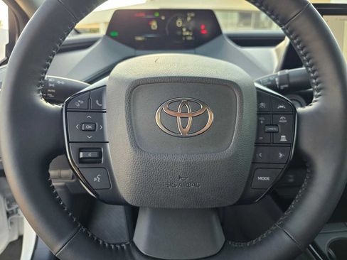 Certified 2026 Toyota Prius XLE FWD image 22