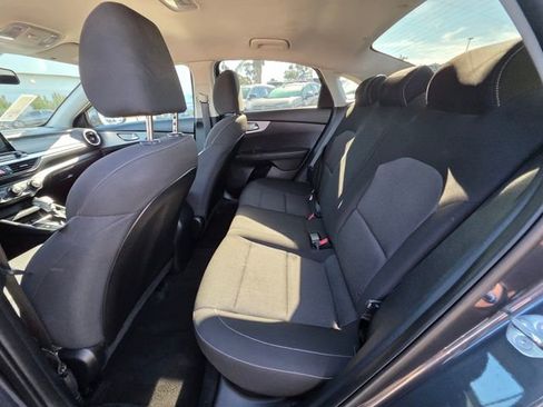 Used 2023 Kia Forte LXS image 12