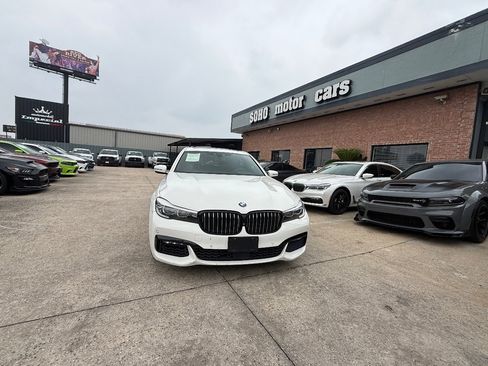 Used 2016 BMW 740i RWD image 8