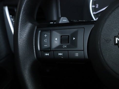 Used 2022 Nissan Rogue SV AWD/4WD image 22