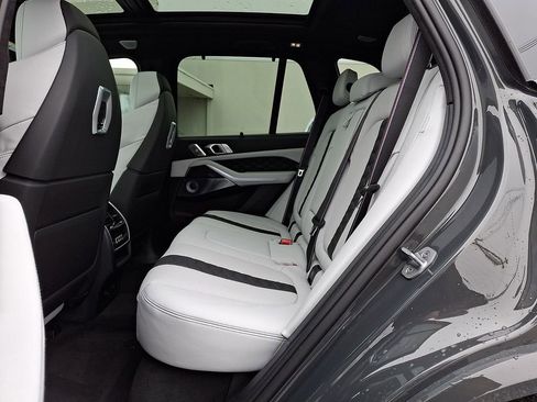 New 2026 BMW X5 M Competition w/ Executive Package AWD/4WD image 9