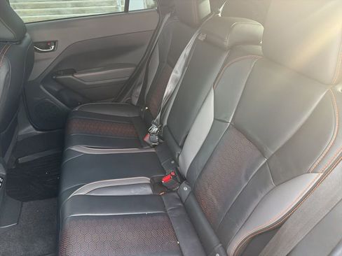 Used 2024 Subaru Crosstrek 2.5i Limited w/ Crosstrek Mirror Package image 11