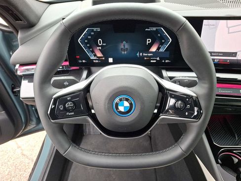 Used 2025 BMW i5 xDrive40 w/ Premium Package image 20