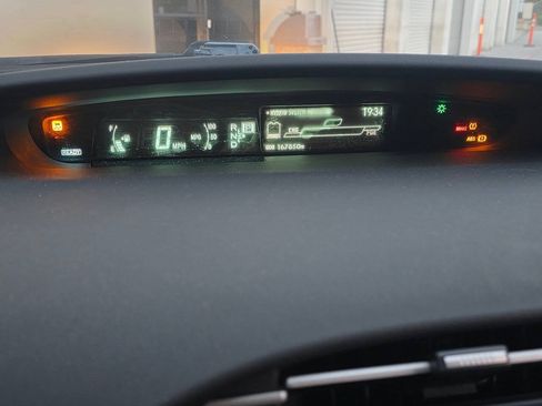 Used 2010 Toyota Prius Two w/ Preferred Accessory Pkg FWD image 10