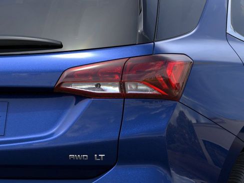 New 2023 Chevrolet Equinox LT AWD/4WD image 11