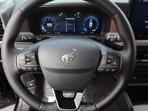 New 2025 Ford Bronco Sport Outer Banks image 3