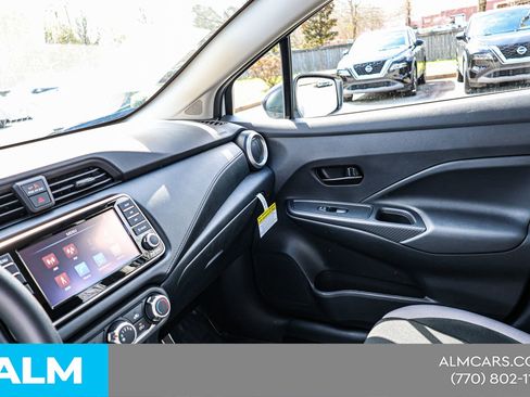 Used 2025 Nissan Versa S w/ Trunk Package image 35