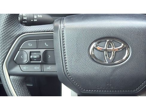 New 2026 Toyota Tundra Limited AWD/4WD image 28