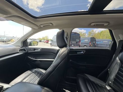 Used 2022 Ford Edge SEL w/ Convenience Package AWD/4WD image 12