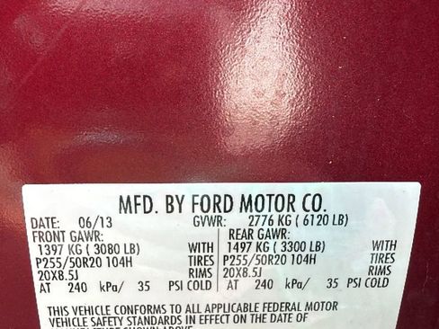 Used 2014 Ford Explorer XLT w/ Equipment Group 202A AWD/4WD image 33