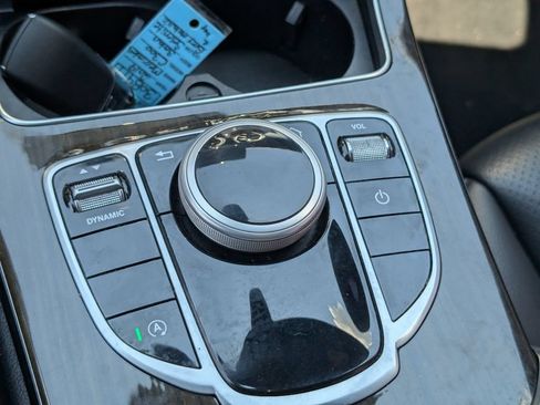 Used 2019 Mercedes-Benz C 300 4MATIC Sedan w/ Premium Package image 31