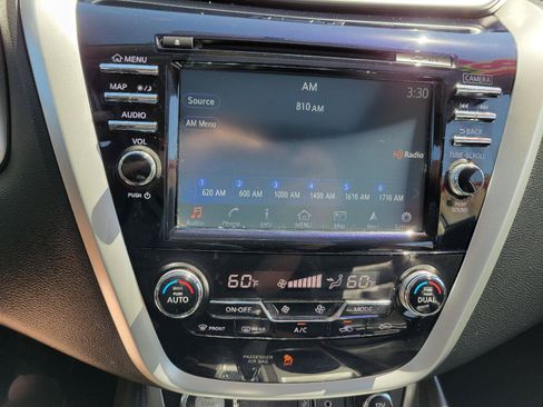 Used 2018 Nissan Murano Platinum w/ Cargo Package AWD/4WD image 24