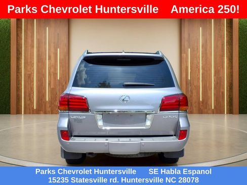 Used 2008 Lexus LX 570 4WD image 33