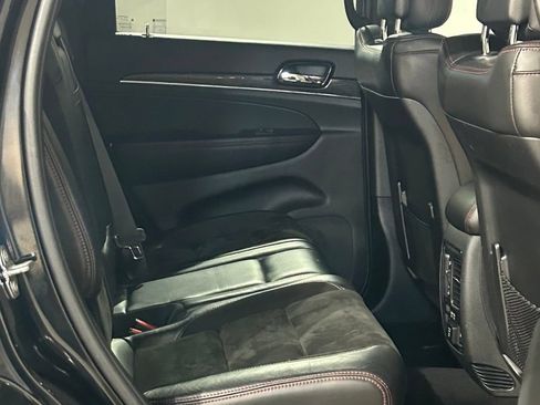 Used 2019 Jeep Grand Cherokee Trailhawk AWD/4WD image 56