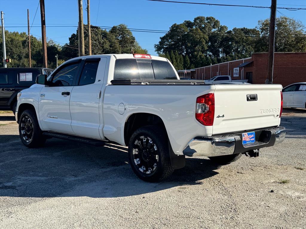 Used 2015 Toyota Tundra SR5 w/ SR5 Upgrade Package AWD/4WD image 5
