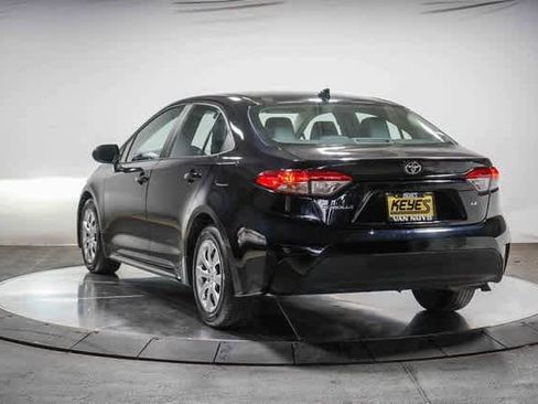 Certified 2023 Toyota Corolla LE image 2