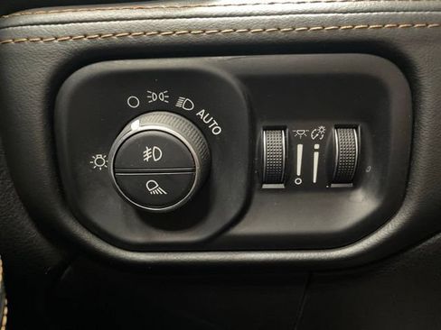 Used 2019 RAM 3500 Limited AWD/4WD image 45