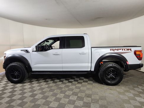 Used 2025 Ford F150 Raptor image 4