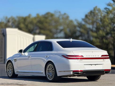 Used 2021 Genesis G90 5.0 Ultimate image 8