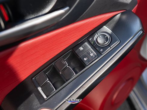 Used 2022 Lexus IS 350 F Sport image 41