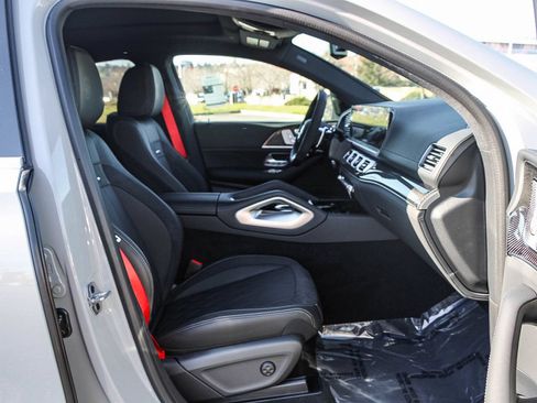 New 2026 Mercedes-Benz GLE 53 AMG 4MATIC Coupe image 17
