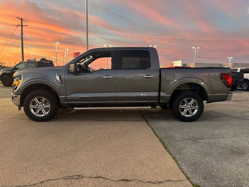Used 2024 Ford F150 XLT w/ Mobile Office Package image 2