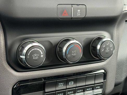 Used 2024 RAM 5500 SLT w/ Quick Order Package 2YG SLT image 23