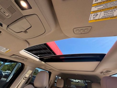 Used 2020 Lincoln Navigator Reserve w/ Equipment Group 208A Reserve AWD/4WD image 26