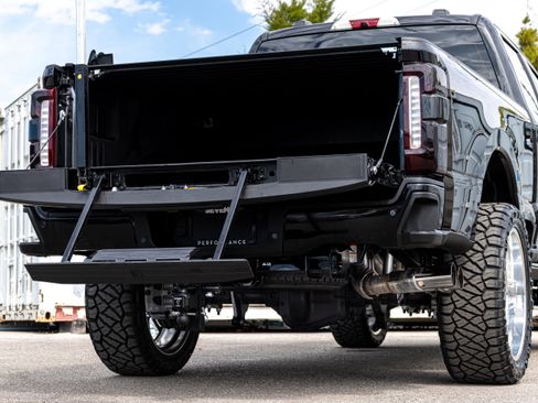 New 2025 Ford F250 Lariat w/ Lariat Ultimate Package AWD/4WD image 40