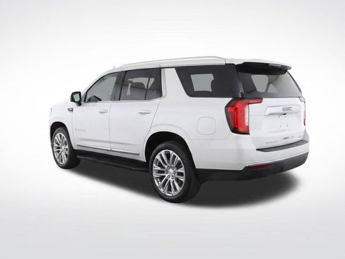 Certified 2023 GMC Yukon SLT w/ SLT Luxury Package AWD/4WD image 33