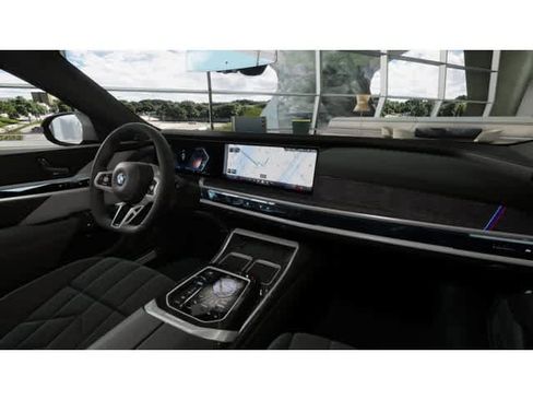 New 2025 BMW 740i w/ Executive Package image 14
