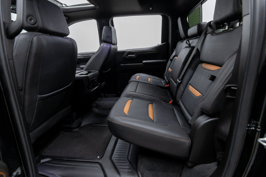 Used 2024 GMC Sierra 1500 AT4 w/ Technology Package AWD/4WD image 53
