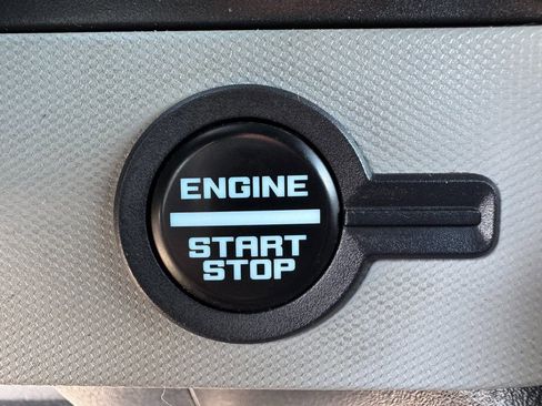 Used 2023 Ford Bronco Badlands image 61