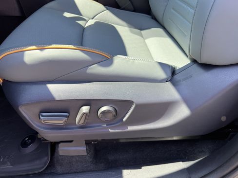 New 2026 Toyota Tacoma 4x4 Double Cab Hybrid image 15